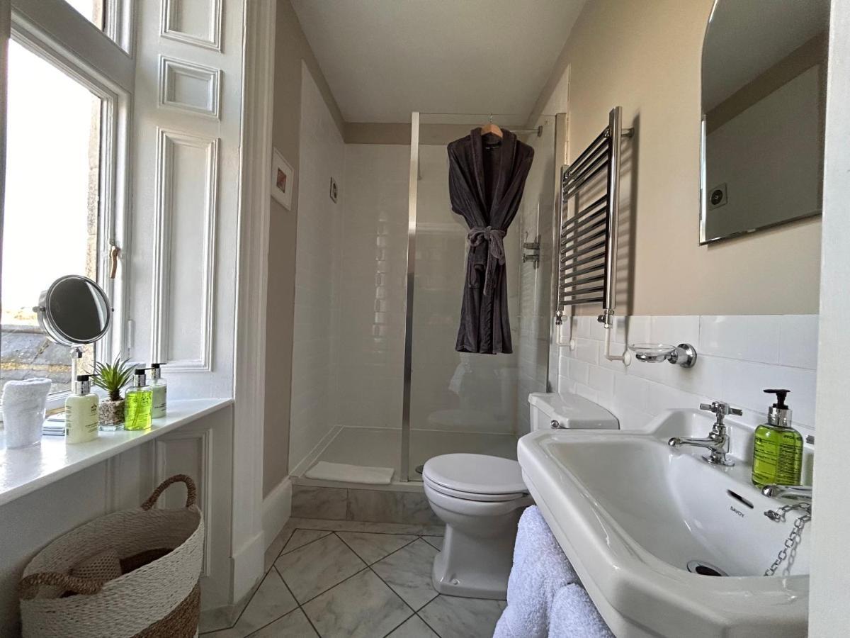 Hazel Manor Guest House Harrogate Bagian luar foto