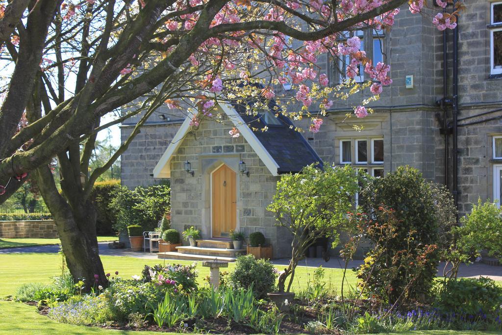 Hazel Manor Guest House Harrogate Bagian luar foto