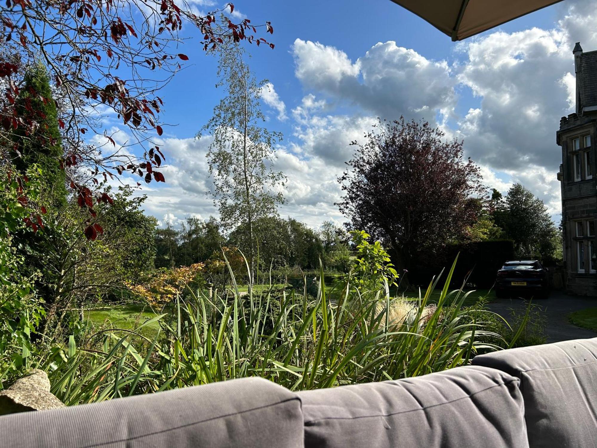 Hazel Manor Guest House Harrogate Bagian luar foto