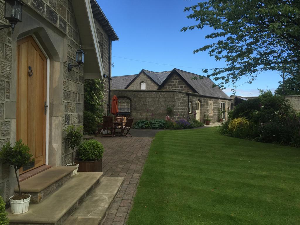 Hazel Manor Guest House Harrogate Bagian luar foto