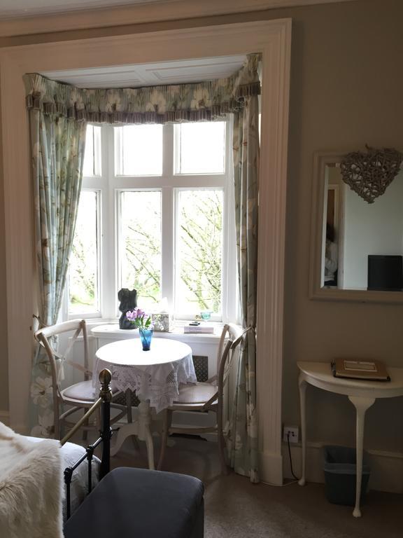 Hazel Manor Guest House Harrogate Bagian luar foto