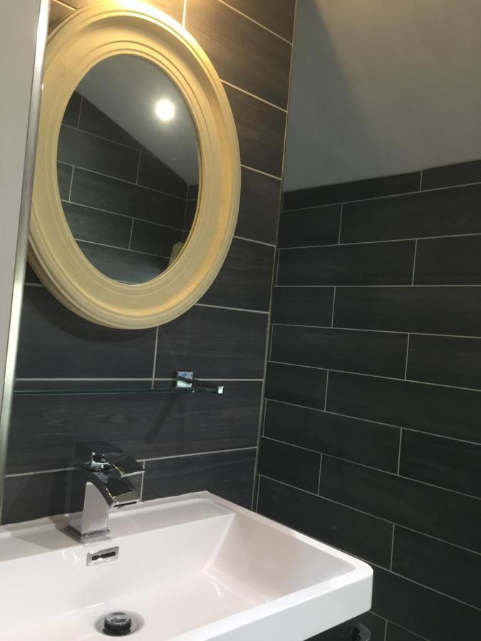 Hazel Manor Guest House Harrogate Bagian luar foto
