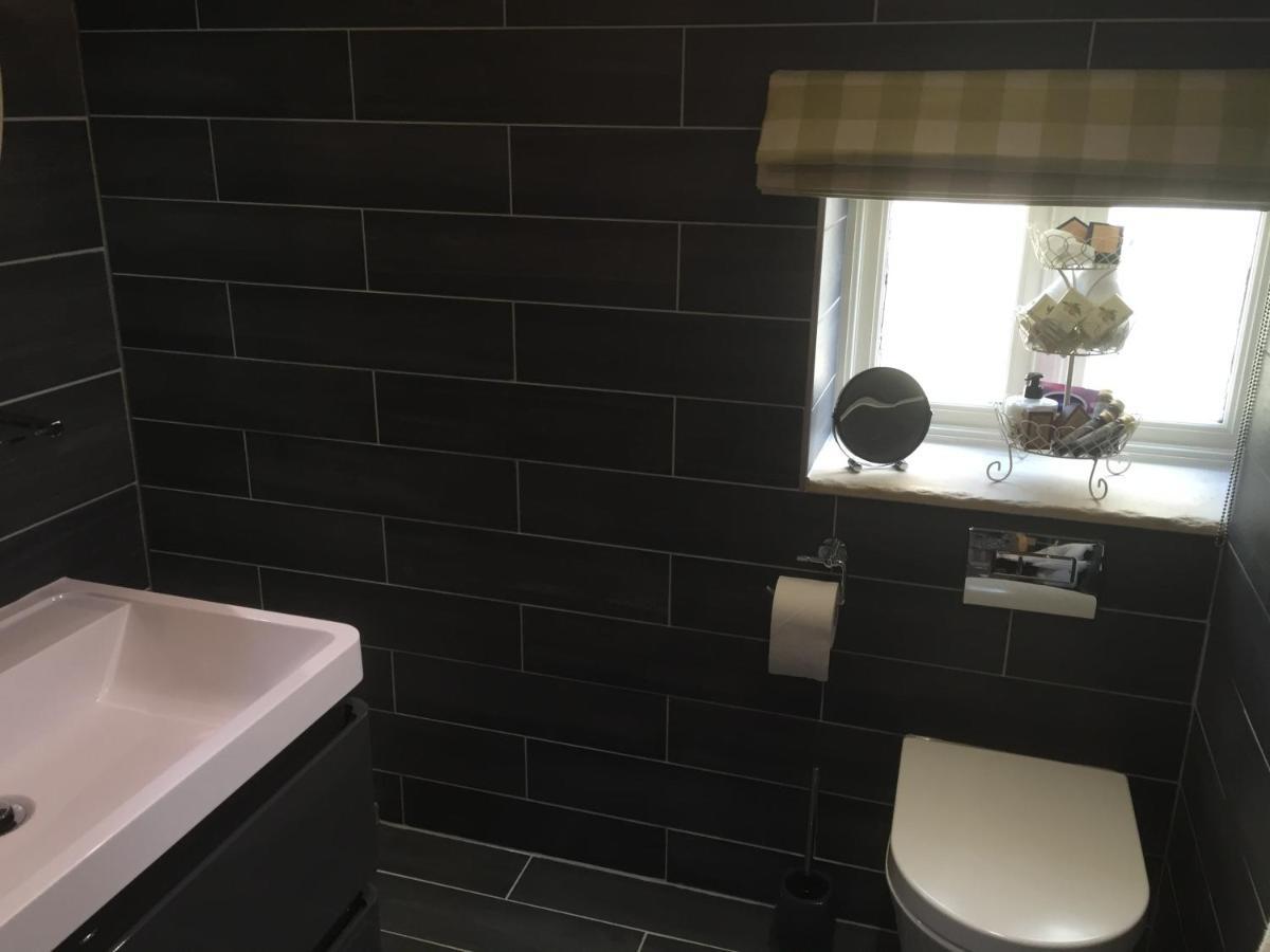 Hazel Manor Guest House Harrogate Bagian luar foto